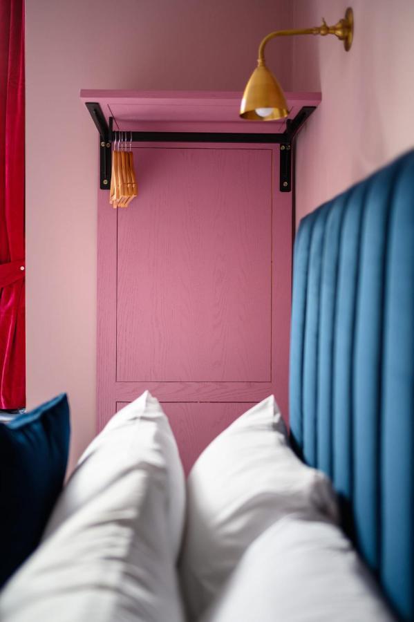 Comfortable Ground Floor Double Room エディンバラ エクステリア 写真
